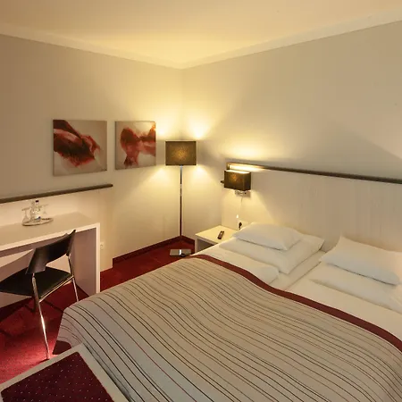 Bergers Airporthotel Memmingen Hotel 3*
