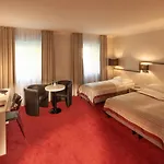 Bergers Airporthotel Memmingen Hotel 3*