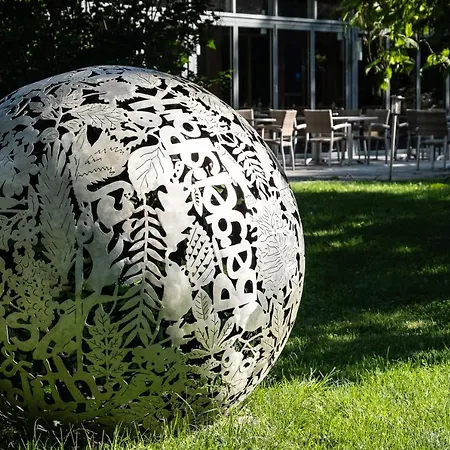 Bergers Airporthotel Memmingen فندق 3*